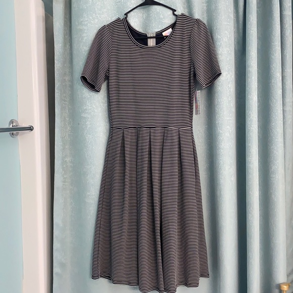 Lula roe stripped dress - Picture 1 of 2